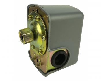 Реле давления с манометром 1,4-2,8 бар Zegor 1/4 накидная гайка