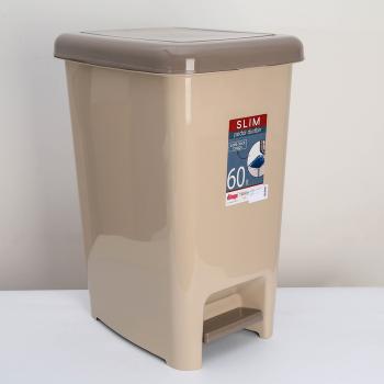 sredstvo-dlya-vygrebnyh-yam-doktor-robik-309-798mlvedro-dlya-musora-slim-18l